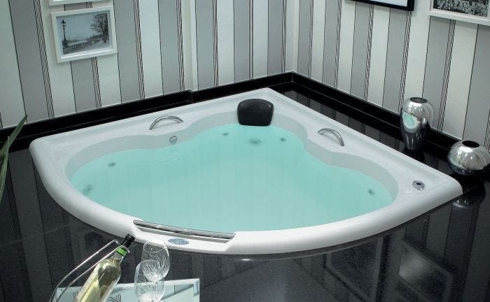 BANHEIRA GRACE / 3 PESSOAS